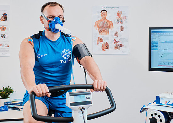 Cardiopulmonary Exercise Testing (CPET) is a comprehensive diagnostic tool that evaluates the performance and interaction of heart, lungs and metabolism during physical activity.