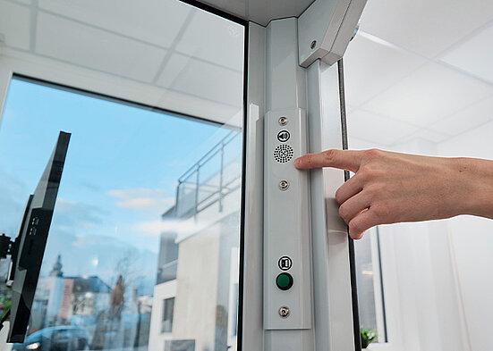The Bodystik can optionally be upgraded with the Add-on CO Diffusion, enabling lung diffusion (DLCO) measurements directly within the Bodystik via the standard device arm.