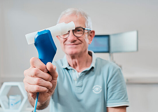 For Spirometry, Geratherm Respiratory offers Spirostik Blueflow, a USB device with a hose connection and an ergonomic handle.